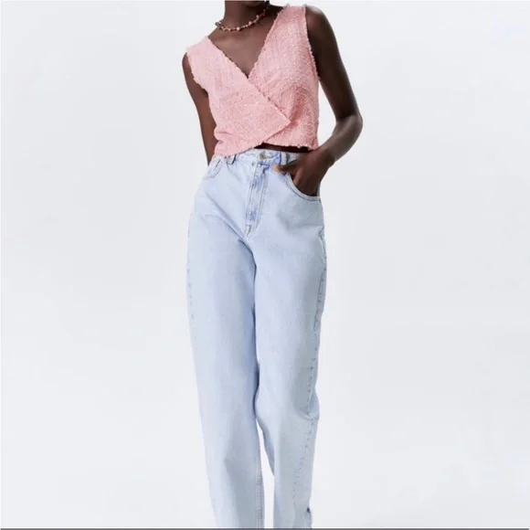 Zara TWEED TEXTURED CROP TOP V-neck w/Frayed Trim - Picture 2 of 11